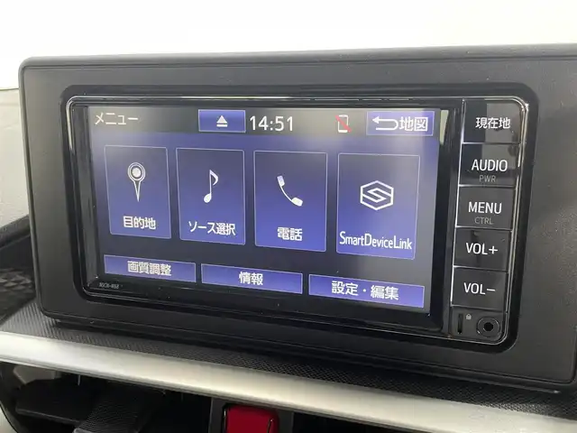 トヨタ ライズ Z 大阪府 2022(令4)年 0.8万km ナチュラルベージュマイカM 純正ナビ(フルセグ/DVD再生/Bluetooth) 360カメラ ETC 衝突軽減 レーダークルコン クリアランスソナー レーンアシスト シートヒーター スマートキー プッシュスタート