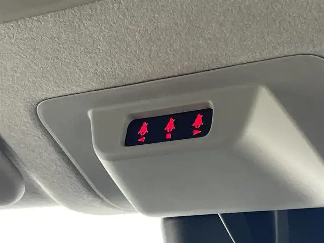 ダイハツ ロッキー プレミアム G HEV 茨城県 2022(令4)年 1.7万km レーザーブルークリスタルシャイン 社外オーディオ［CZ215］/スマートアシスト/・衝突回避支援ブレーキ/・衝突警報機能/・ふらつき警報/・先行車発進お知らせ機能/・標識認識機能/・コーナーセンサー/ハーフレザーシート/シートヒーター/純正アルミホイール/純正フロアマット/ビルトインETC