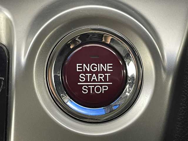 ホンダ Ｎ ＷＧＮ カスタム G Aパッケージ 福岡県 2014(平26)年 6.4万km スマートブラック プッシュスタート　/シティブレーキアクティブシステム　/クルーズコントロール　/横滑り防止装置　/ＥＣＯＮモード　/アイドリングストップ　/ステアリングリモコン　/電動格納式ドアミラー/純正フロアマット　/純正１４インチＡＷ　/ＬＥＤヘッドライト