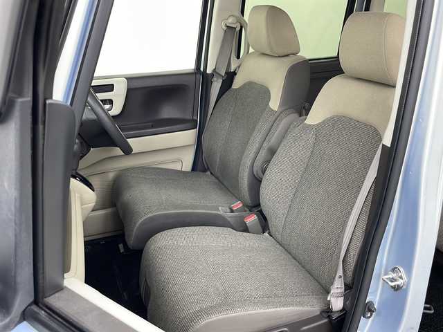 ホンダ Ｎ ＢＯＸ G EX ホンダセンシング 道央・札幌 2019(平31)年 4.5万km モーニングミストブルーM ・純正ナビ（CD＆DVD＆SD＆BT＆USB＆Aｐｐlecarplay）/・バックカメラ/・ホンダセンシング/・衝突被害軽減ブレーキ/・誤発進抑制システム/・後方誤発進抑制/・近距離衝突軽減/・路外逸脱抑制機能/・車線逸脱防止/・先行車発進告知/・標識認識/・プッシュスタート/・片側パワースライドドア/・純正フロアマット/・電格ミラー/・前方ドライブレコーダー/・前席シートヒーター/・ナノイー/・スマートキー/・スチール冬タイヤ積込