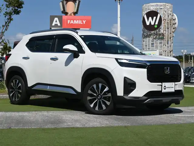 ホンダ ＷＲ－Ｖ Z+ 千葉県 2024(令6)年 0.2万km プラチナホワイトパール ホンダセンシング/・衝突軽減ブレーキ（CMBS）/・車線維持支援システム（LKAS）/・アダプティブクルーズコントロール（ACC）/・後方誤発進抑制機能/・誤発進抑制機能/9インチ純正コネクトナビ/地デジTV/【Bluetooth接続】/【Apple CarPlay　Android Auto対応】/バックカメラ/ドライブレコーダー（前後撮影）/ハーフレザーシート/革巻きステアリング/ステアリングスイッチ/パドルシフト/ETC/LEDヘッドライト/フォグライト/ウインカーミラー/コーナーセンサー/純正17インチアルミホイル/サイド/カーテンエアバッグ/Honda スマートキー