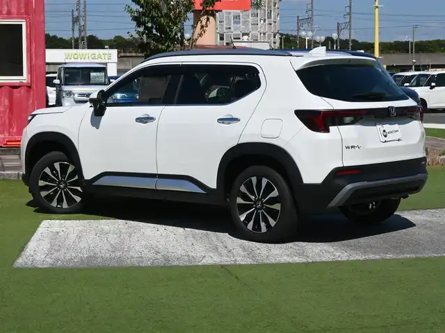 ホンダ ＷＲ－Ｖ Z+ 千葉県 2024(令6)年 0.2万km プラチナホワイトパール ホンダセンシング/・衝突軽減ブレーキ（CMBS）/・車線維持支援システム（LKAS）/・アダプティブクルーズコントロール（ACC）/・後方誤発進抑制機能/・誤発進抑制機能/9インチ純正コネクトナビ/地デジTV/【Bluetooth接続】/【Apple CarPlay　Android Auto対応】/バックカメラ/ドライブレコーダー（前後撮影）/ハーフレザーシート/革巻きステアリング/ステアリングスイッチ/パドルシフト/ETC/LEDヘッドライト/フォグライト/ウインカーミラー/コーナーセンサー/純正17インチアルミホイル/サイド/カーテンエアバッグ/Honda スマートキー