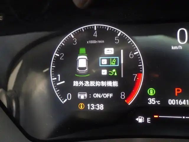 ホンダ ＷＲ－Ｖ Z+ 千葉県 2024(令6)年 0.2万km プラチナホワイトパール ホンダセンシング/・衝突軽減ブレーキ（CMBS）/・車線維持支援システム（LKAS）/・アダプティブクルーズコントロール（ACC）/・後方誤発進抑制機能/・誤発進抑制機能/9インチ純正コネクトナビ/地デジTV/【Bluetooth接続】/【Apple CarPlay　Android Auto対応】/バックカメラ/ドライブレコーダー（前後撮影）/ハーフレザーシート/革巻きステアリング/ステアリングスイッチ/パドルシフト/ETC/LEDヘッドライト/フォグライト/ウインカーミラー/コーナーセンサー/純正17インチアルミホイル/サイド/カーテンエアバッグ/Honda スマートキー