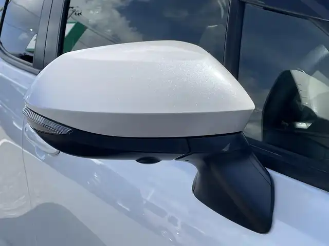 トヨタ アクア G 青森県 2022(令4)年 2.7万km プラチナホワイトパールマイカ ４WD/純正ディスプレイオーディオ/BT/CD/DVD/ETC/横滑り防止/車線逸脱/オートハイライト/パラノミックビューモニター/バックカメラ/クルーズコントロール/AC100V/パワーウィンドウ/シートヒーター/純正フロアマット