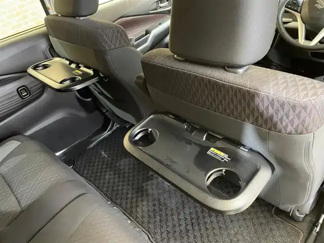 スズキ ソリオ バンディット HV MV 岩手県 2023(令5)年 7.4万km ピュアホワイトP ４WD/カラーヘッドアップディスプレイ/左側パワースライドドア/スズキセーフティサポート/デュアルカメラブレーキサポート/アダプティブクルーズコントロール/車線逸脱警報/誤発進抑制機能/標識認識機能/先行車発進お知らせ機能/リヤパーキングセンサー/横滑り防止装置/アイドリングストップ/スリムサーキュレーター/シートヒーター/ロールサンシェード/LEDヘッドライト/純正15インチアルミホイール