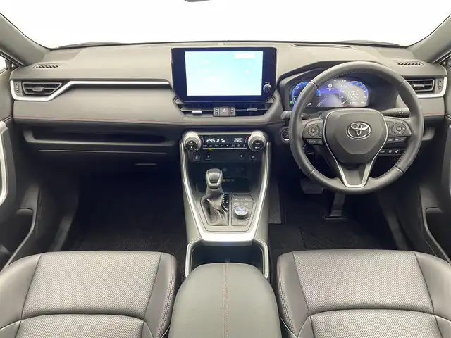 トヨタ ＲＡＶ４ ＰＨＶ Z 愛知県 2023(令5)年 1.6万km アティチュードブラックマイカ/プラチナホワイトパールマイカ 純正１０．５型ＤＡナビ　パノラマムーンルーフ　デジイン　全方位カメラ　ＢＳＭ　充電プラグ　ワイヤレス充電　ベンチレーション　セーフティセンス　衝突軽減　シートヒーター　前後ドラレコ　ＥＴＣ２．０　フルセグＴＶ　サンルーフ　デジタルインナーミラー　パノラミックビューモニター　オートハイビーム　レーンキープ　追従クルコン　純正フロアマット　電動リヤゲート　カーテンエアバッグ　プッシュスタート　スマートキー　ルーフレール　