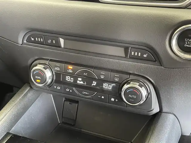 マツダ ＣＸ－５ XD プロアクティブ 岩手県 2017(平29)年 5.6万km ソウルレッドクリスタルM ４WD/ディーゼルターボ/BOSEサウンドシステム/オプション ドライビングポジションサポートパッケージ/アクティブドライビングディスプレイ/i-ACTIVSENSE/スマートブレーキサポート/スマートシティブレーキサポート/マツダレーダークルーズコントロール/レーンキープアシストシステム/交通標識認識機能/アダプティブLEDヘッドライト/パーキングセンサー/誤発進抑制機能/横滑り防止装置/アイドリングストップ/パワーリアゲート/運転席パワーシート/シートヒーター/ステアリングヒーター/純正ナビ/フルセグTV/バック・サイドモニター/ETC/リヤフォグランプ/純正１９インチアルミホイール