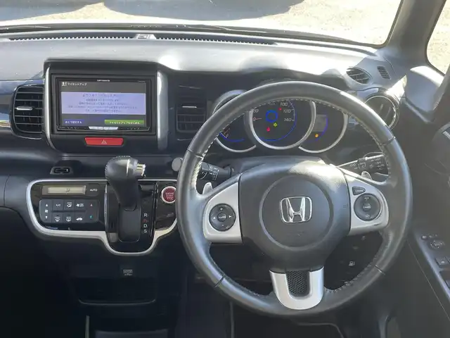 ホンダ Ｎ ＢＯＸ モデューロ X G ターボP 山形県 2014(平26)年 7.2万km プレミアムホワイトパール (株)IDOMが運営する【じしゃロン山形店】の自社ローン専用車両になります。/こちらは現金またはオートローンご利用時の価格です。/自社ローンご希望の方は別途その旨お申付け下さい。/社外SDナビ/（CD/DVD/BT/TV）/バックカメラ/両側パワースライドドア/ETC/クルーズコントロール/パドルシフト/スマートキー/プッシュスタートキー/ウィンカーミラー/ドアバイザー