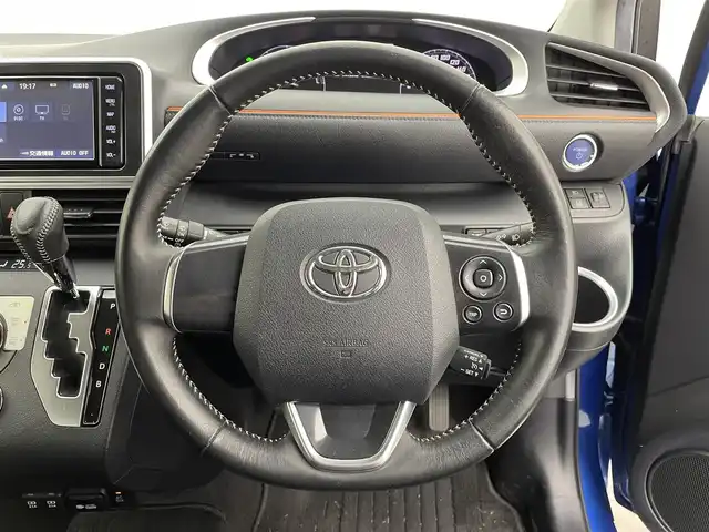 トヨタ シエンタ ハイブリッド G 宮城県 2018(平30)年 1.5万km コバルトブルーメタリック 純正ナビ　/両側パワースライドドア　/クリアランスソナー　/バックモニター/フルセグTV/Bluetoothオーディオ/CD/DVD再生/TVキャンセラー/AC100Vアクセサリコンセント/クルーズコントロール　/プリクラッシュセーフティ　/レーンディパーチャーアラート　/オートマチックハイビーム　/スマートキー/プッシュスタート/ビルトインＥＴＣ　/ドライブレコーダー　/禁煙車