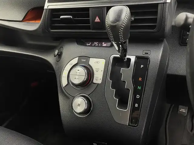 トヨタ シエンタ ハイブリッド G 宮城県 2018(平30)年 1.5万km コバルトブルーメタリック 純正ナビ　/両側パワースライドドア　/クリアランスソナー　/バックモニター/フルセグTV/Bluetoothオーディオ/CD/DVD再生/TVキャンセラー/AC100Vアクセサリコンセント/クルーズコントロール　/プリクラッシュセーフティ　/レーンディパーチャーアラート　/オートマチックハイビーム　/スマートキー/プッシュスタート/ビルトインＥＴＣ　/ドライブレコーダー　/禁煙車