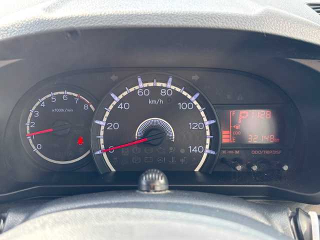 ダイハツ ムーヴ X リミテッド SAⅢ 宮城県 2019(令1)年 3.3万km ファイアークォーツレッドM 登録時走行距離32148km/純正SDナビ/AM・FM・Bluetooth・CD・DVD・TV/横滑り防止装置/衝突軽減システム/ヘッドライトイベライザー/バックカメラ/プッシュスタート/ステアリングリモコン/PWRモードスイッチ/電動格納ミラー/コーナーセンサー/シートヒーター/純正フロアマット/純正ドアバイザー/オートライト/純正アルミホイール