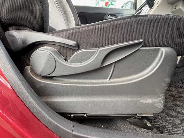 ダイハツ ムーヴ X リミテッド SAⅢ 宮城県 2019(令1)年 3.3万km ファイアークォーツレッドM 登録時走行距離32148km/純正SDナビ/AM・FM・Bluetooth・CD・DVD・TV/横滑り防止装置/衝突軽減システム/ヘッドライトイベライザー/バックカメラ/プッシュスタート/ステアリングリモコン/PWRモードスイッチ/電動格納ミラー/コーナーセンサー/シートヒーター/純正フロアマット/純正ドアバイザー/オートライト/純正アルミホイール