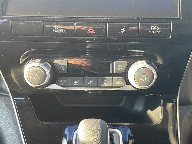 日産 セレナ e－パワー ハイウェイスター V 三重県 2020(令2)年 1.9万km ダイヤモンドブラック 純正10型ナビ/全方位カメラ/純正ドラレコ/純正ビルトインETC2.0/両側パワースライドドア/BSM/クルーズコントロール/レーンキープアシスト/衝突被害軽減ブレーキ/ステアリングスイッチ/スマートキー/純正15インチAW/LEDオートライト/フォグランプ/電動格納ミラー