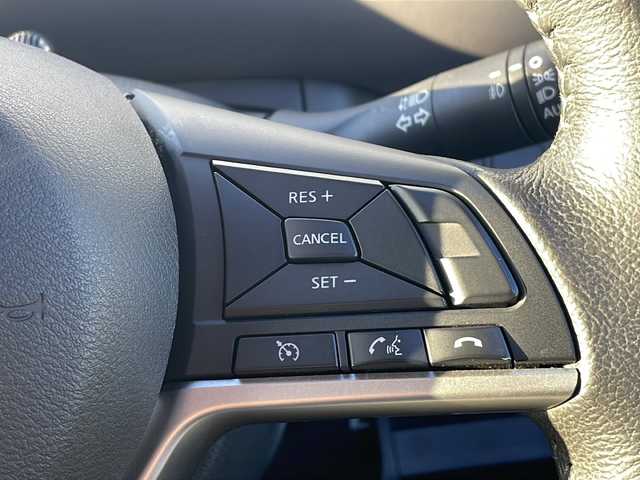 日産 セレナ e－パワー ハイウェイスター V 三重県 2020(令2)年 1.9万km ダイヤモンドブラック 純正10型ナビ/全方位カメラ/純正ドラレコ/純正ビルトインETC2.0/両側パワースライドドア/BSM/クルーズコントロール/レーンキープアシスト/衝突被害軽減ブレーキ/ステアリングスイッチ/スマートキー/純正15インチAW/LEDオートライト/フォグランプ/電動格納ミラー