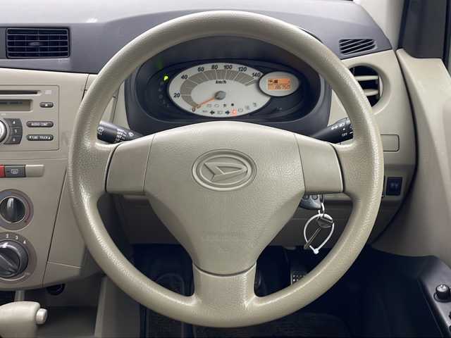 ダイハツ ミラ L 秋田県 2009(平21)年 8.7万km シャンパンゴールドメタリック 純正オーディオ　/ハロゲンライト　/社外13インチアルミホイール　/電動格納ミラー　/社外フロアマット　/純正ドアバイザー　/ヘッドレベライザー　/リモコンキー