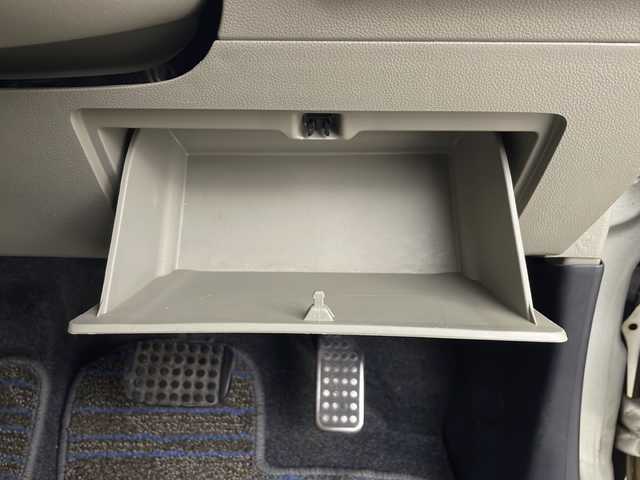 ダイハツ ミラ L 秋田県 2009(平21)年 8.7万km シャンパンゴールドメタリック 純正オーディオ　/ハロゲンライト　/社外13インチアルミホイール　/電動格納ミラー　/社外フロアマット　/純正ドアバイザー　/ヘッドレベライザー　/リモコンキー