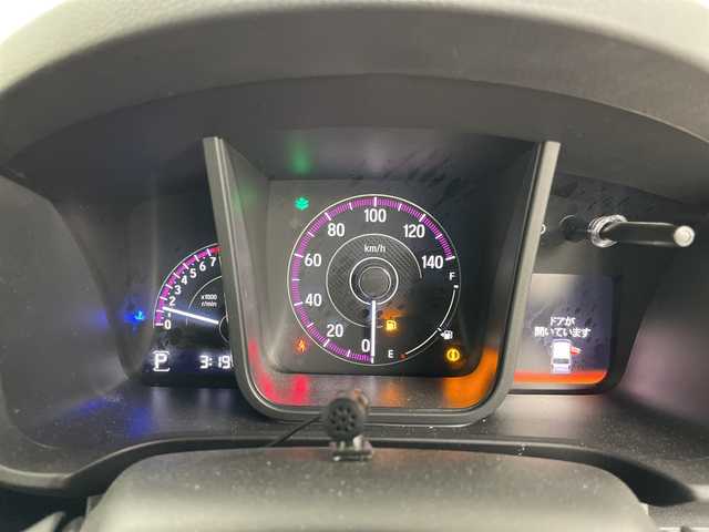 ホンダ Ｎ ＷＧＮ カスタム L ホンダセンシング 道央・札幌 2021(令3)年 2.6万km クリスタルブラックパール ・4WD/・社外ナビ&CD&DVD&SD&BT&TV/・バックカメラ/・ホンダセンシング/・レーダークルーズコントロール/・前席シートヒーター/・ドアミラーヒーター/・ステアリングスイッチ/・ベンチシート/・LEDヘッドライト/・社外14インチAW