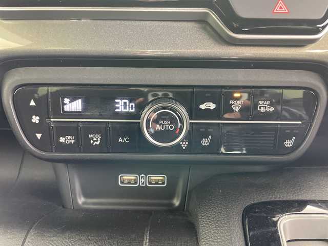 ホンダ Ｎ ＷＧＮ カスタム L ホンダセンシング 道央・札幌 2021(令3)年 2.6万km クリスタルブラックパール ・4WD/・社外ナビ&CD&DVD&SD&BT&TV/・バックカメラ/・ホンダセンシング/・レーダークルーズコントロール/・前席シートヒーター/・ドアミラーヒーター/・ステアリングスイッチ/・ベンチシート/・LEDヘッドライト/・社外14インチAW