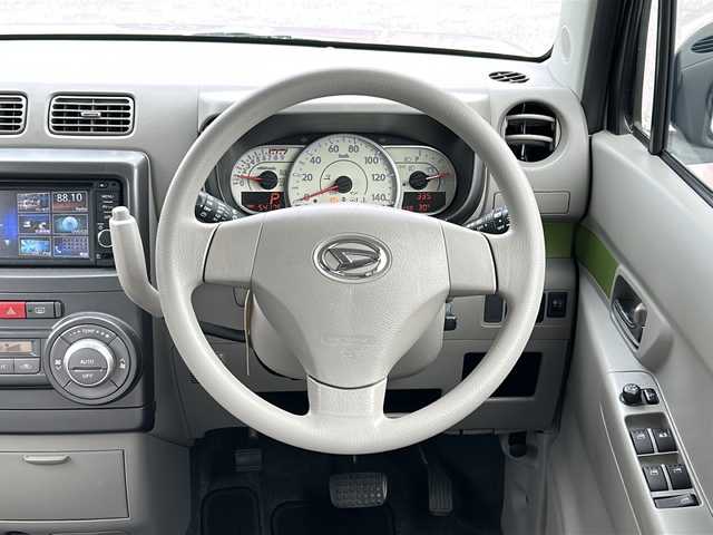 ダイハツ ムーヴ コンテ X VS スマートセレクションSN 沖縄県 2015(平27)年 5.5万km ムースピンクパール ナビ・TV・Bluetooth・CD・DVD/バックカメラ/USB入力端子/電動格納ミラー/サイドバイザー/スマートキー