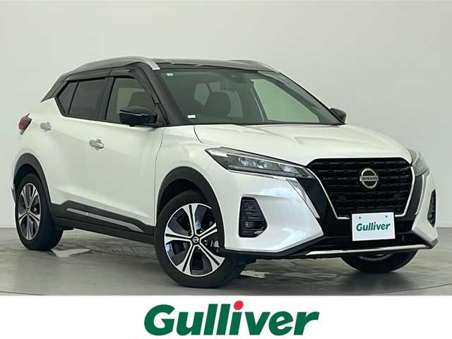日産 キックス X 宮城県 2020(令2)年 2.7万km ブリリアントホワイトパール/ピュアブラック 2トーン 純正ナビ/(iPod/SD/FM/AM/USB/CD/DVD/BT/フルセグTV)/アラウンドビューモニター/バックカメラ/インテリジェントルームミラー/横滑り防止装置/衝突被害軽減システム/ETC/ハーフレザー/シートヒーター/ステアリングヒーター/プッシュスタート/スマートキー/オートライト/カーテンエアバッグ/前後コーナーセンサー/LEDヘッドライト/ヘッドライトレベライザー/ドアバイザー/純正フロアマット/純正17インチアルミホイール