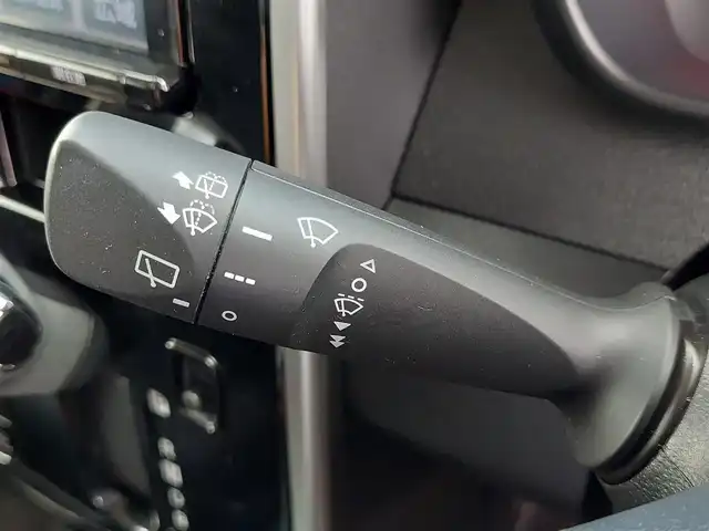 トヨタ タンク カスタムG－T 東京都 2017(平29)年 4.4万km ブラックマイカメタリック 純正ナビ/パノラミックビューモニター/ビルトインETC/ドライブレコーダー/両側パワースライドドア/クルーズコントロール/衝突軽減ブレーキ/レーンキープアシスト/アイドリングストップ/コーナーセンサー/スマートキー