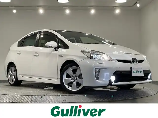 トヨタ プリウス G ツーリングセレクション 愛知県 2012(平24)年 7.1万km ホワイトパールクリスタルシャイン 純正HDDナビ（NHZD-W62G）/（Bluetooth/地デジ/FM/AM/HDD/CD・DVD再生)/サンルーフ　/プリクラッシュセーフティ　/レーダークルーズコントロール　/ビルトインＥＴＣ　/ハーフレザーシート　/バックカメラ　/パーキングセンサー　/D席パワーシート/ＬＥＤヘッドライト　/ＬＥＤフォグランプ/純正フロアマット　/プッシュスタート/　　-スマートキー/スペアタイヤ有