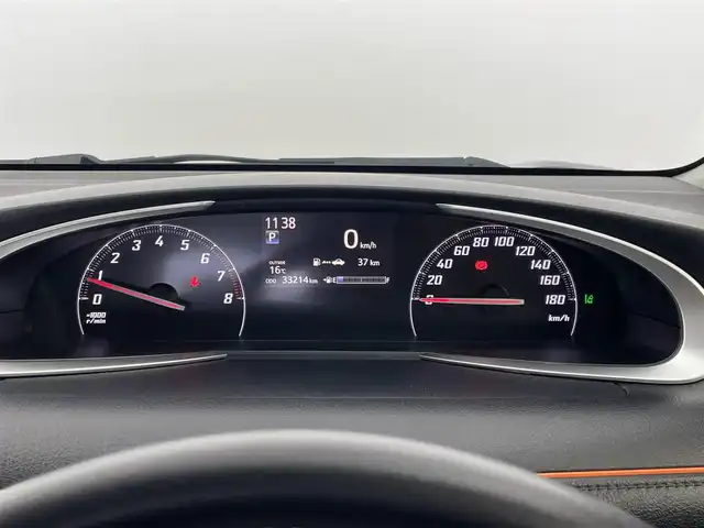 トヨタ シエンタ G 埼玉県 2016(平28)年 3.4万km ブラック 登録時走行距離33060km/純正７型ナビ　/バックカメラ　/ドライブレコーダー　/ＥＴＣ　/両側パワースライド　/衝突軽減システム　/盗難防止装置　/横滑り防止装置　/レーンキープアシスト　/アイドリングストップ/ＬＥＤヘッドライト　/オートハイビーム　/オートライト/３列シート/シートヒーター/純正15インチアルミホイール/ドアバイザー/純正フロアマット