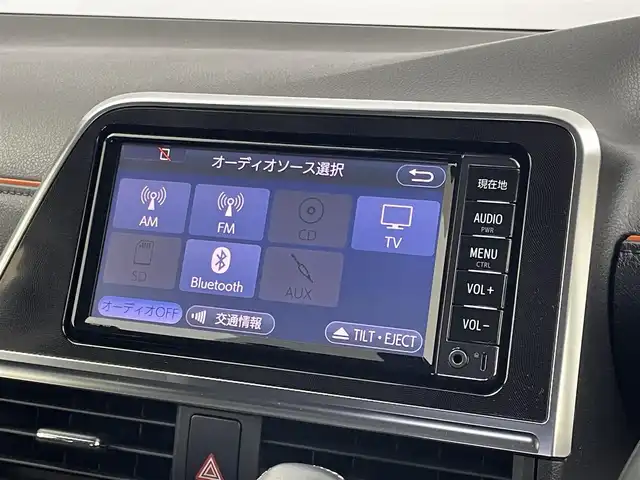 トヨタ シエンタ G 埼玉県 2016(平28)年 3.4万km ブラック 登録時走行距離33060km/純正７型ナビ　/バックカメラ　/ドライブレコーダー　/ＥＴＣ　/両側パワースライド　/衝突軽減システム　/盗難防止装置　/横滑り防止装置　/レーンキープアシスト　/アイドリングストップ/ＬＥＤヘッドライト　/オートハイビーム　/オートライト/３列シート/シートヒーター/純正15インチアルミホイール/ドアバイザー/純正フロアマット