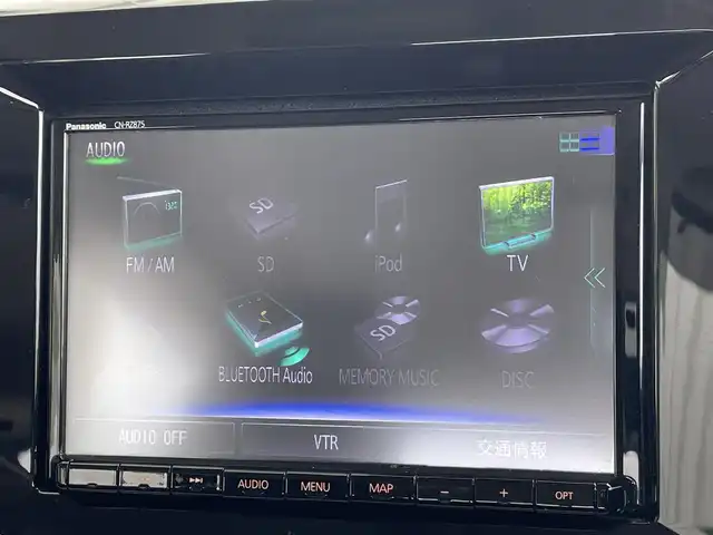 スズキ ソリオ HV MZ 東京都 2022(令4)年 2.7万km ピュアホワイトP 純正ナビ/バックモニター/デュアルカメラブレーキサポート/車線逸脱警報機能/パーキングソナー/シートヒーター/アダプティブクルーズ/両側電動ドア/横滑り防止措置/ETC/ステアリングスイッチ