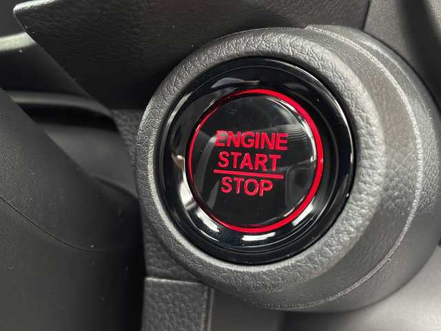 ホンダ Ｎ ＯＮＥ RS 大阪府 2024(令6)年 0.8万km クリスタルブラックパール ホンダセンシング　レーダークルコン　　前席シートヒーター　　コーナーセンサー　レーンキープ　　ウィンカーミラー　ギャザーズＣＤ　電動パーキング　ＵＳＢポート　ＬＥＤオートライト　フォグ　ＥＴＣ　ステアリングリモコン　