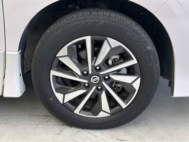 日産 セレナ e－パワー ハイウェイスター V 宮城県 2020(令2)年 4.8万km ブリリアントホワイトパール プロパイロット/エマージェンシーブレーキ/側方運転支援/ブラインドスポットモニター/アラウンドビューモニター/純正フリップダウンモニター/デジタルインナーミラー/両側パワースライドドア/ハンズフリーオートスライド/純正10型ナビ/・BT.CD.DVD.SD/フルセグカメラ/ビルトインETC/純正ドライブレコーダー（F）/プッシュスタート/スマートキー/電動パーキングブレーキ/アイドリングストップ/LEDヘッドライト/LEDフォグライト/純正フロアマット/純正16インチAW/ロールサンシェード/シートバックテーブル