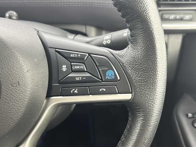 日産 セレナ e－パワー ハイウェイスター V 宮城県 2020(令2)年 4.8万km ブリリアントホワイトパール プロパイロット/エマージェンシーブレーキ/側方運転支援/ブラインドスポットモニター/アラウンドビューモニター/純正フリップダウンモニター/デジタルインナーミラー/両側パワースライドドア/ハンズフリーオートスライド/純正10型ナビ/・BT.CD.DVD.SD/フルセグカメラ/ビルトインETC/純正ドライブレコーダー（F）/プッシュスタート/スマートキー/電動パーキングブレーキ/アイドリングストップ/LEDヘッドライト/LEDフォグライト/純正フロアマット/純正16インチAW/ロールサンシェード/シートバックテーブル