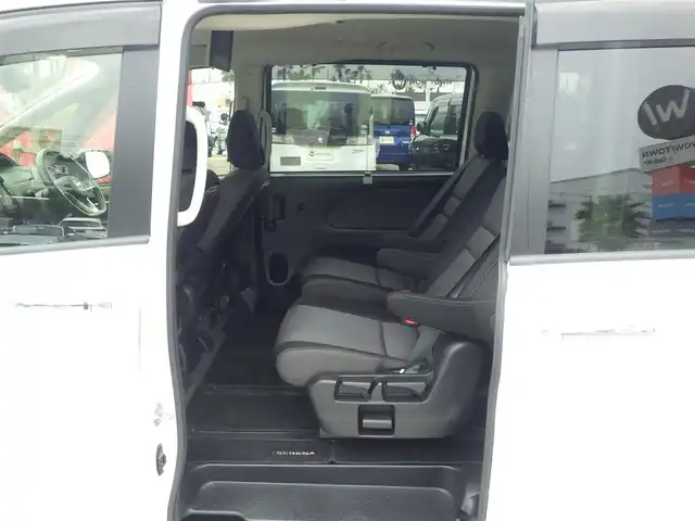 日産 セレナ e－パワー ハイウェイスター V 千葉県 2020(令2)年 4.8万km ブリリアントホワイトパール エマージェンシーブレーキ/プロパイロット/インテリジェントクルーズコントロール/ハンズフリー両側パワースライドドア/10インチ純正SDナビ/地デジTV/【BD/DVD/CD再生機能　Bluetooth接続】/アラウンドビューモニター/フリップダウンモニター/ドライブレコーダー/革巻きステアリング/ステアリングスイッチ/ETC/LEDヘッドライト/フォグライト/ウインカーミラー/コーナーセンサー/純正16インチアルミホイル/サイド/カーテンエアバッグ/インテリジェントキー