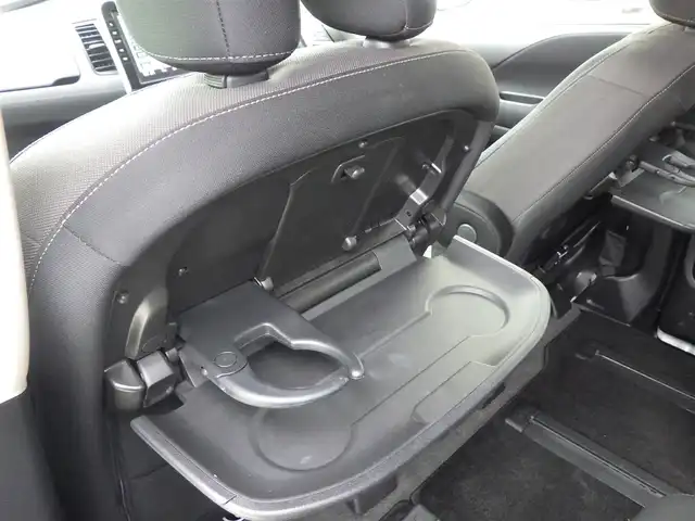 日産 セレナ e－パワー ハイウェイスター V 千葉県 2020(令2)年 4.8万km ブリリアントホワイトパール エマージェンシーブレーキ/プロパイロット/インテリジェントクルーズコントロール/ハンズフリー両側パワースライドドア/10インチ純正SDナビ/地デジTV/【BD/DVD/CD再生機能　Bluetooth接続】/アラウンドビューモニター/フリップダウンモニター/ドライブレコーダー/革巻きステアリング/ステアリングスイッチ/ETC/LEDヘッドライト/フォグライト/ウインカーミラー/コーナーセンサー/純正16インチアルミホイル/サイド/カーテンエアバッグ/インテリジェントキー