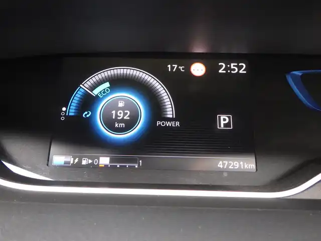 日産 セレナ e－パワー ハイウェイスター V 千葉県 2020(令2)年 4.8万km ブリリアントホワイトパール エマージェンシーブレーキ/プロパイロット/インテリジェントクルーズコントロール/ハンズフリー両側パワースライドドア/10インチ純正SDナビ/地デジTV/【BD/DVD/CD再生機能　Bluetooth接続】/アラウンドビューモニター/フリップダウンモニター/ドライブレコーダー/革巻きステアリング/ステアリングスイッチ/ETC/LEDヘッドライト/フォグライト/ウインカーミラー/コーナーセンサー/純正16インチアルミホイル/サイド/カーテンエアバッグ/インテリジェントキー