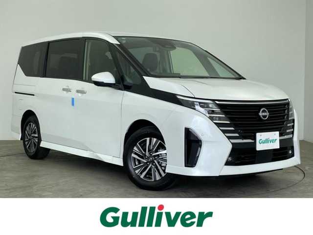 日産 セレナ e－パワー ハイウェイスター V 大分県 2025(令7)年 0.1千km プリズムホワイト 登録済未使用車/プロパイロット（ナビリンク機能付）/+プロパイロット緊急停止支援システム（SOSコール機能付）/+SOSコール/アラウンドビューモニター（移動物 検知機能付）/12.3型NissanConnectナビゲーション/・フルセグTV、BT対応、USB、AM/FM/・AppleCarPlay、AndroidAuto、HDMI/・AmazonAlexa/ステアリングスイッチ/両側電動スライドドア/ドライブレコーダー（前後セット）/インテリジェントルームミラー/ETC2.0/ワイヤレス充電器/電動パーキングブレーキ/オートホールド機能/オートライト/アダプティブLEDヘッドライト/LEDフォグ/純正16インチアルミホイール/保証書、取説、スペアキー有り