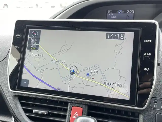 トヨタ ヴォクシー ZS 煌Ⅱ 愛媛県 2020(令2)年 1.9万km ブラック 7人乗り/純正10.5型ナビ(NSZN-W68T)/Bluetooth/DVD/SD/フルセグTV/Toyota Safety Sense C/プリクラッシュセーフティシステム/オートハイビーム /レーンデパーチャーアラート/両側パワースライドドア/バックカメラ /ビルトインETC/クリアランスソナー 前後/LEDヘッドライト/360度ドライブレコーダー (HDR360GW)/スマートキー/取説・保証書