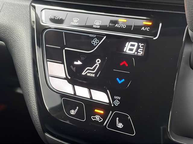 日産 デイズ ハイウェイスターG ターボ 岩手県 2019(平31)年 3.7万km ブラック 純正９型ナビ　全周囲Ｃ　Ｂｌｕｅｔｏｏｔｈ　ＤＶＤ再生　フルセグ　ＥＴＣ　前後ドラレコ　シートヒーター　純正１５ＡＷ　純正マット　コーナーセンサー　オートＬＥＤライト　フォグランプ　ドアバイザー