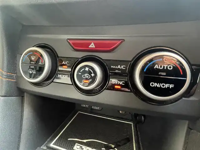 スバル インプレッサ ＸＶ 2．0i－S アイサイト 千葉県 2017(平29)年 6.7万km クリスタルブラックシリカ ワンオーナー/アイサイト/スバルリヤビークルディテクション/社外メモリーナビ/地デジTV/【DVD/CD再生機能　Bluetooth接続】/バックカメラ/ドライブレコーダー/ハーフレザーシート/前席パワーシート/革巻きステアリング/パドルシフト/ETC/LEDヘッドライト/フォグライト/ウインカーミラー/純正18インチアルミホイル/サイド/カーテンエアバッグ/キーレスアクセス