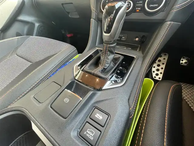 スバル インプレッサ ＸＶ 2．0i－S アイサイト 千葉県 2017(平29)年 6.7万km クリスタルブラックシリカ ワンオーナー/アイサイト/スバルリヤビークルディテクション/社外メモリーナビ/地デジTV/【DVD/CD再生機能　Bluetooth接続】/バックカメラ/ドライブレコーダー/ハーフレザーシート/前席パワーシート/革巻きステアリング/パドルシフト/ETC/LEDヘッドライト/フォグライト/ウインカーミラー/純正18インチアルミホイル/サイド/カーテンエアバッグ/キーレスアクセス