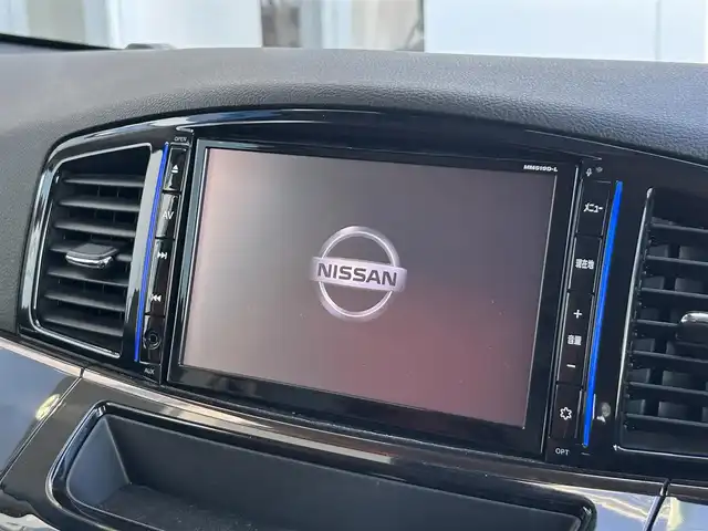 日産 エルグランド 250HWS Sジェットブラック アーバンクロム 静岡県 2020(令2)年 3.4万km ファントムブラック 純正10インチナビ/フルセグTV/両側パワスラ/Bモニター/フリップダウンモニター/前ドラレコ/LEDヘッドライト/ETC/レザーシート/WAC/デュアルエアコン/電動リアゲート/純正18AW