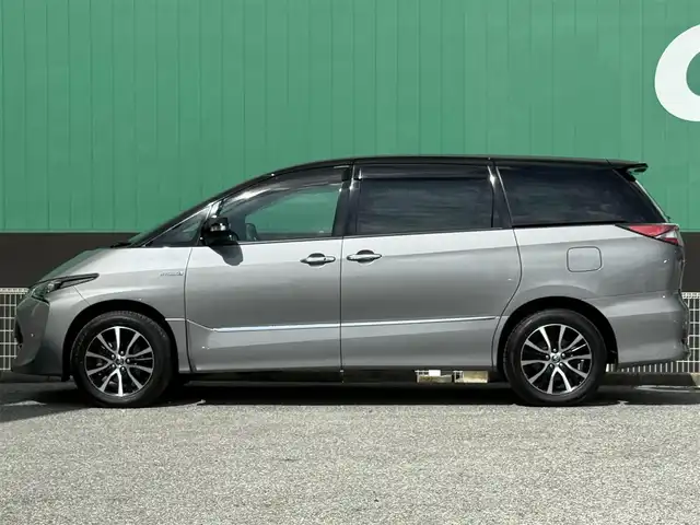トヨタ エスティマ ハイブリッド アエラス 千葉県 2016(平28)年 6.5万km ブラック/アイスチタニウムマイカメタリック 2トーン 純正メモリーナビ/フルセグTV/CD/DVD/Bluetooth/フリップダウンモニター/両側パワースライドドア/パワーバックドア/D席パワーシート/ETC2.0/バックカメラ/トヨタセーフティセンス/オートライト/オートハイビーム/LEDヘッドライト/フォグランプ/純正17インチAW