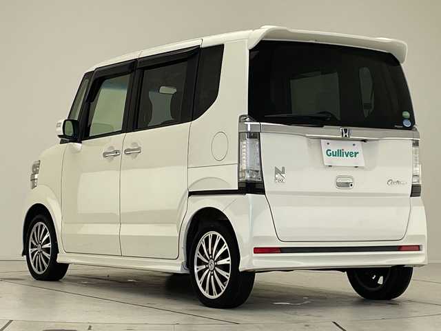 ホンダ Ｎ ＢＯＸ カスタム ターボ SSパッケージ 愛知県 2014(平26)年 6.7万km プレミアムホワイトパール 安心パッケージ/純正ナビ/両側パワースライドドア/シートヒーター/クルーズコントロール/バックカメラ/純正アルミホイール/HIDヘッドライト/オートライト/ETC/フルセグ/CD DVD/Bluetooth/ステアリングスイッチ/スマートキー/プッシュスタート