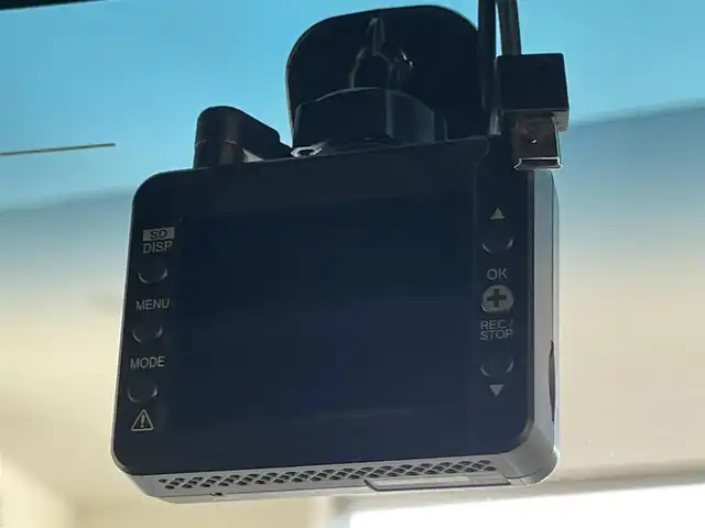 ホンダ Ｎ ＢＯＸ カスタム L ターボ スタイル+ブラック 愛知県 2023(令5)年 3.1万km プラチナホワイトパール 純正９型ナビ　シートヒーター　禁煙車　フルセグＴＶ　カープレイ　バックカメラ　ハーフレザー　両側パワスラ　前後ドラレコ　ホンダセンシング　衝突軽減　追従クルコン　パドルシフト　コーナーセンサー　ＬＥＤオートライト　フォグランプ　ETC　電動パーキング　リアロールシェード