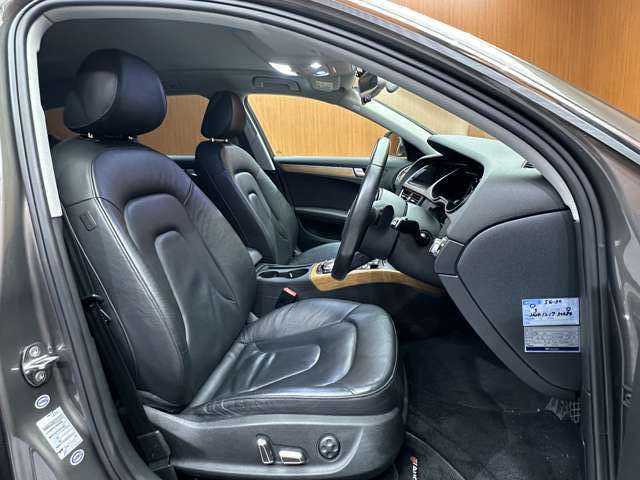 アウディ Ａ４ オールロードクワトロ 千葉県 2013(平25)年 3.2万km ダコタグレーメタリック 黒革シート　/ナビ　/ＴＶ　/バックカメラ　/Ｂｌｕｅｔｏｏｔｈ接続　/電動シート　/シートヒーター　/パーキングアシスト　/ＨＩＤヘッドライト　/プッシュスタート　/スマートキー　/オートライト　/ドラレコ　/ＥＴＣ