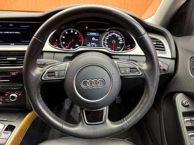 アウディ Ａ４ オールロードクワトロ 千葉県 2013(平25)年 3.2万km ダコタグレーメタリック 黒革シート　/ナビ　/ＴＶ　/バックカメラ　/Ｂｌｕｅｔｏｏｔｈ接続　/電動シート　/シートヒーター　/パーキングアシスト　/ＨＩＤヘッドライト　/プッシュスタート　/スマートキー　/オートライト　/ドラレコ　/ＥＴＣ