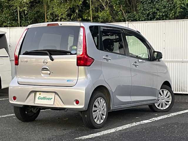 日産 デイズ X 茨城県 2013(平25)年 4.3万km クールシルバー 純正ナビ【CD/AM/FM/フルセグ】/全方位カメラ/バックカメラ/純正フロアマット/盗難防止装置/USB/AUX/保証書/取扱説明書/スペアキー×１