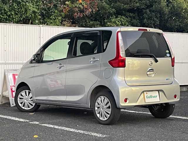 日産 デイズ X 茨城県 2013(平25)年 4.3万km クールシルバー 純正ナビ【CD/AM/FM/フルセグ】/全方位カメラ/バックカメラ/純正フロアマット/盗難防止装置/USB/AUX/保証書/取扱説明書/スペアキー×１