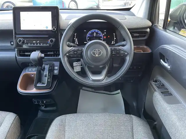 トヨタ シエンタ Z 埼玉県 2023(令5)年 2.9万km アーバンカーキ コンフォートパッケージ/前席シートヒーター/純正ナビ/パノラミックビューモニター/ビルトインETC2.0/ナビ連動前後ドラレコ/両側パワースライドドア/クリアランスソナー/LEDヘッドライト/レーダークルーズコントロール/セーフティセンス/プッシュスタート/スマートキー/保証書付整備手帳/取扱説明書