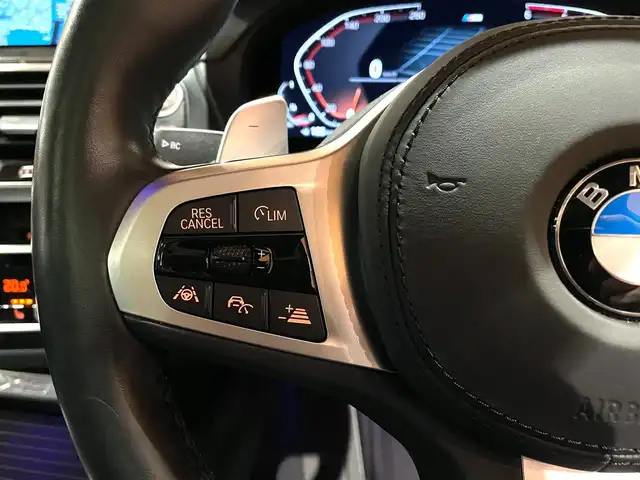 ＢＭＷ Ｘ３ xDrive20d Mスポーツ 道央・札幌 2021(令3)年 2.1万km サファイアブラックP メタリックペイント/セレクトパッケージ/　・電動パノラマガラスサンルーフ/　・リヤ・サイドウインドーローラーブラインド/　・harman/kardonサラウンド/ハイラインパッケージ/　・ヴァーネスカレザーシート/　・リヤシートヒーティング/　・ランバーサポート/　・ポプラグレーファインウッドインテリアトリム/アンビエントライト/アクティブベンチレーションシート/OP20インチアロイホイール/純正HDDナビ/フルセグTV/USB/Bluetooth/360°カメラ/PDC/ドライビングアシストプラス/パーキングアシストプラス/パワーテールゲート